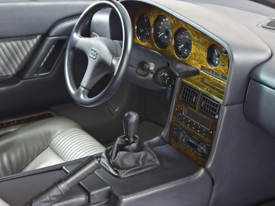  Bugatti EB110 GT 1992 года  (фото 14 из 44)